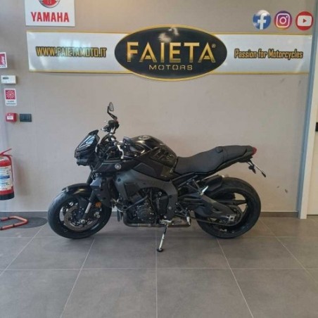 Yamaha MT-10 (2022 - 25)