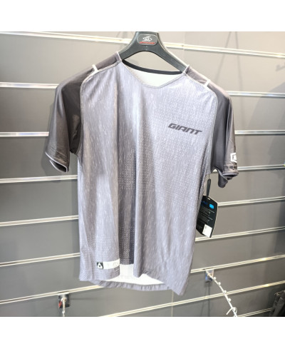 TRAVERSE SS JERSEY CHARCOAL giant