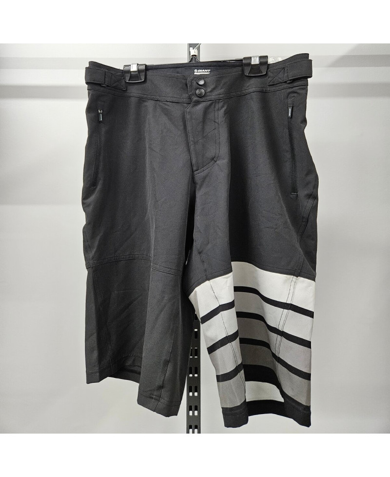 TRANSFER SHORT BLACK/GREY