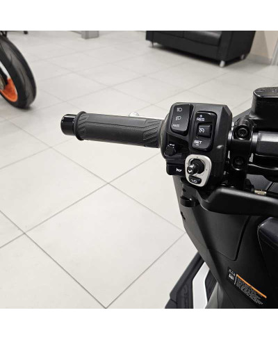 Yamaha T-Max 560 Tech Max (2022 - 24)
