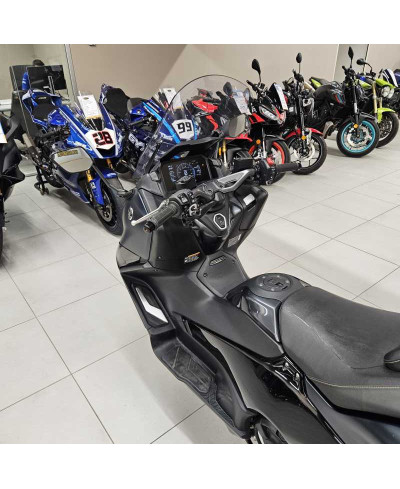 Yamaha T-Max 560 Tech Max (2022 - 24)