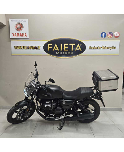 Moto Guzzi V7 Stone (2025 - 26)