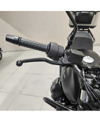 Moto Guzzi V7 Stone (2025 - 26)