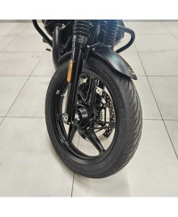Moto Guzzi V7 Stone (2025 - 26)