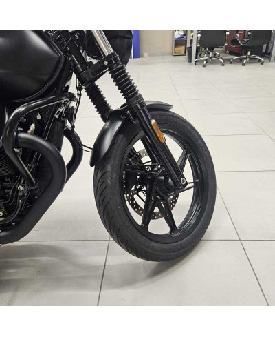 Moto Guzzi V7 Stone (2025 - 26)