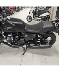 Moto Guzzi V7 Stone (2025 - 26)