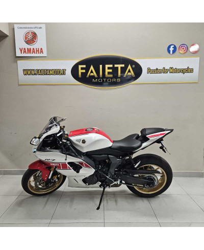 Yamaha YZF R7 World GP 60th Anniversary (2022 - 23)