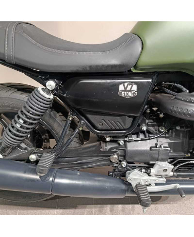Moto Guzzi V7 Stone (2021 - 24)