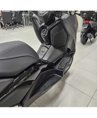 Yamaha X-Max 300 Tech Max (2025 - 26)