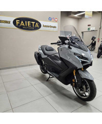 Yamaha T-Max 560 Tech Max (2025 - 26)