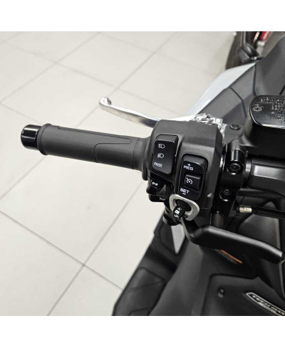 Yamaha T-Max 560 Tech Max (2025 - 26)