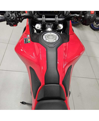 Yamaha Tracer 7 Y-AMT (2026)