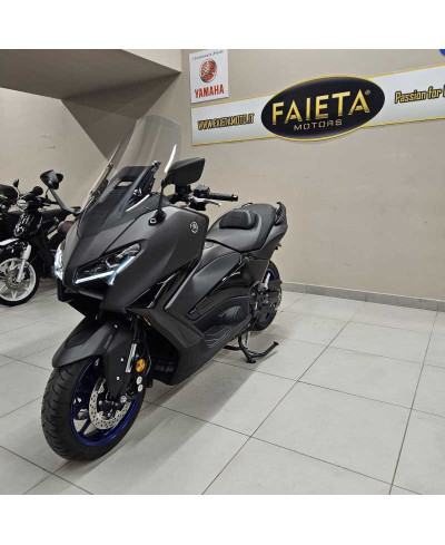 Yamaha T-Max 560 (2025 - 26)