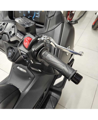 Yamaha T-Max 560 (2025 - 26)