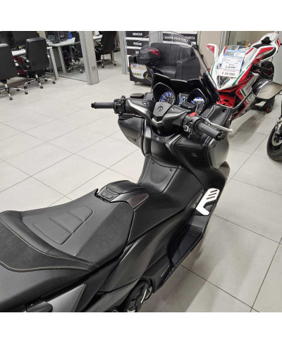 Yamaha T-Max 560 Tech Max (2020)