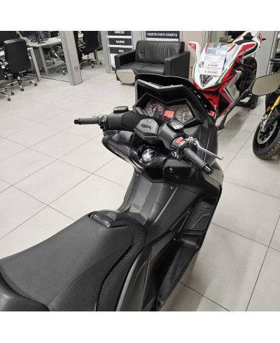 Yamaha T-Max 530 (2015 - 16)